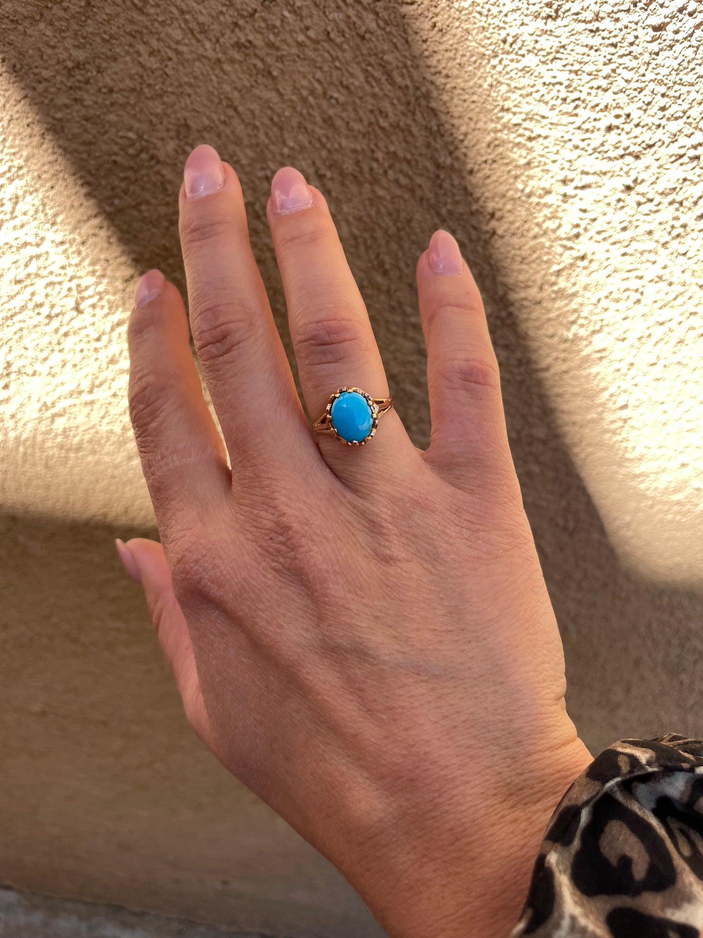 Vintage Turquoise Cab in Yellow Gold