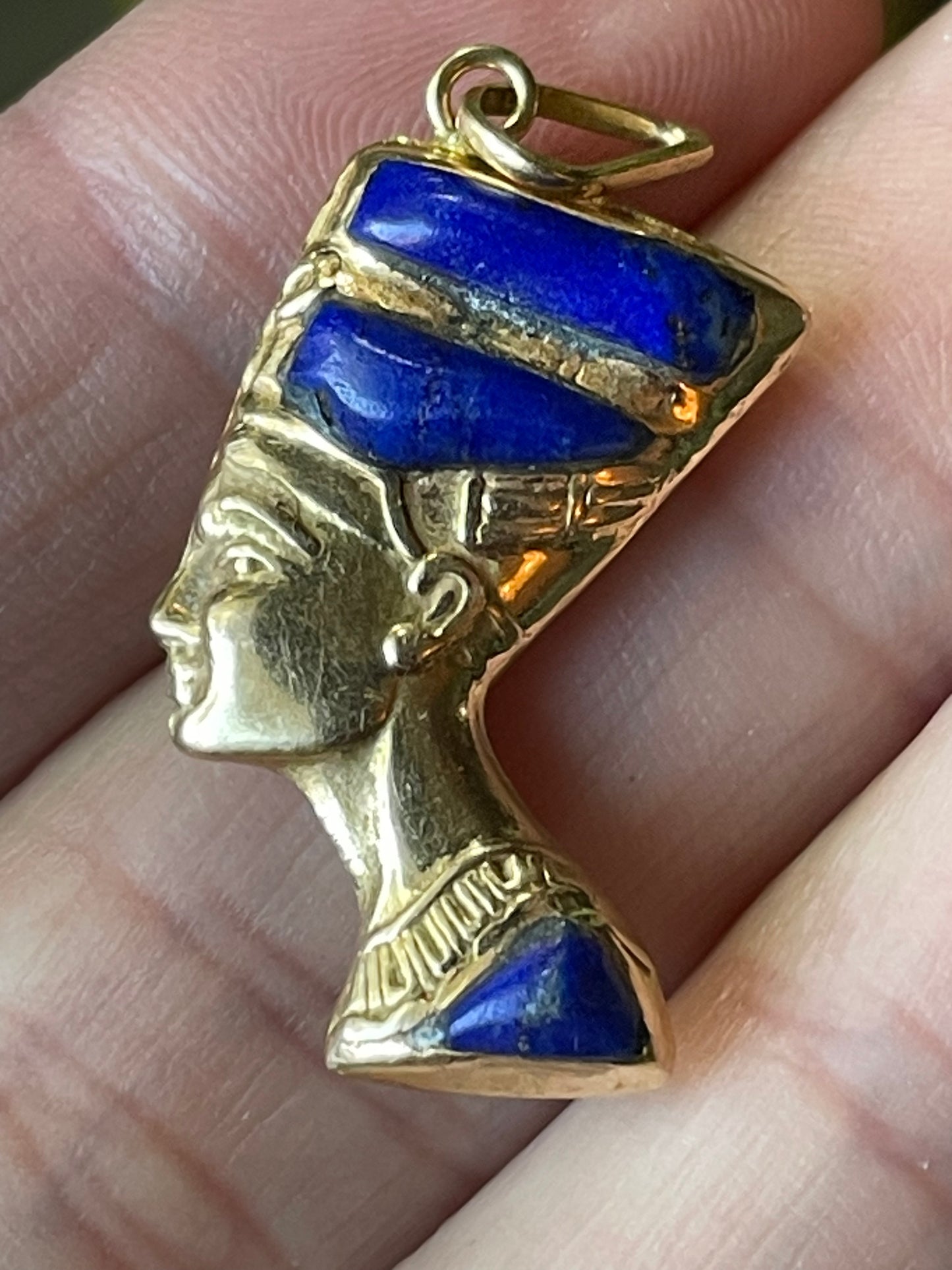 18k Reversible Nefertiti Pendant