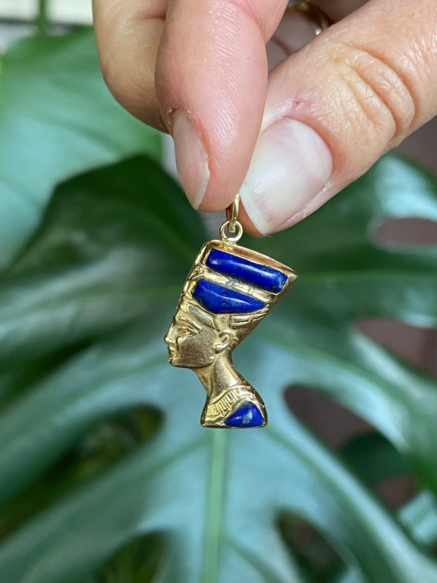 18k Reversible Nefertiti Pendant