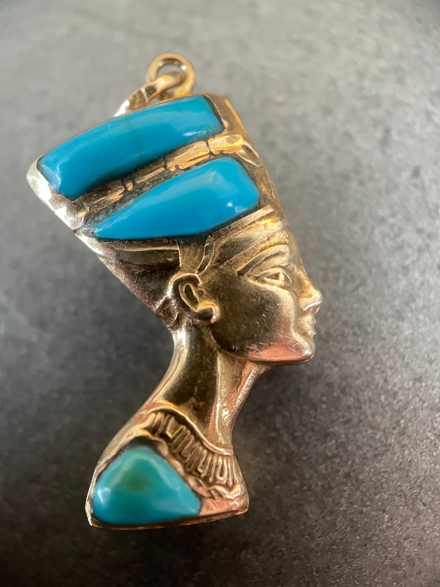 18k Reversible Nefertiti Pendant