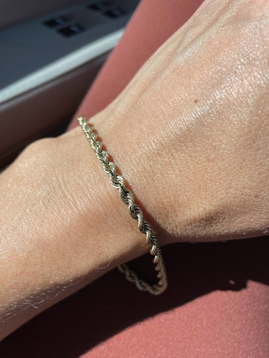 14k Rope/ Twist Bracelet with Barrel Clasp